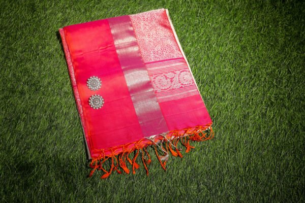 Cream WIth Pink Border - Pure Soft Silk Saree - Image 21