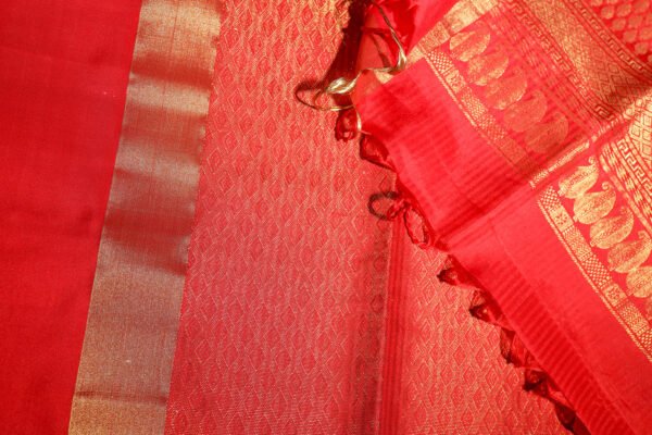 Dark Green With Red Border - Pure Soft Silk Saree - Image 12