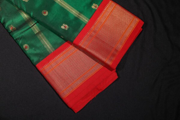 Green With Red Paythani - Kadiyal Silk Saree - Image 2