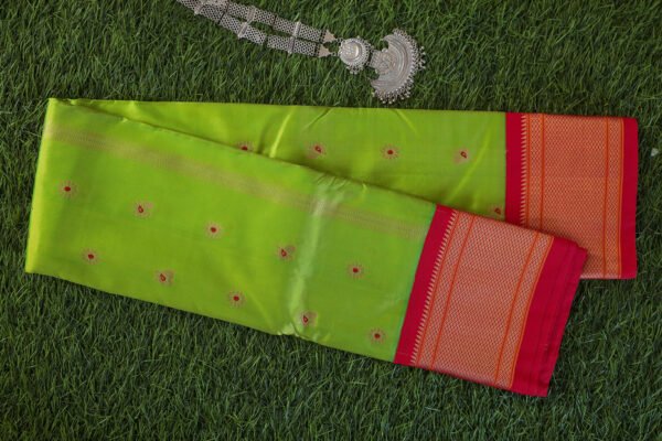 Parrot Green With Red Border - Kadiyal Silk Saree