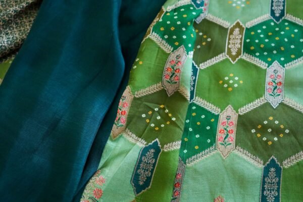 Green Banarasi Katan - Image 3