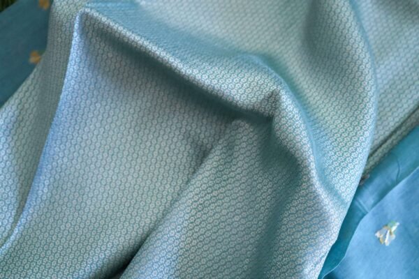 Pista Green Tassar Silk Saree - Image 3