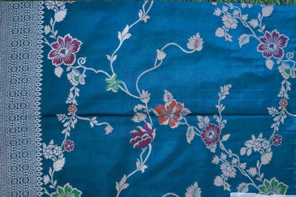 Blue Georgette Saree In jaal design - Image 2