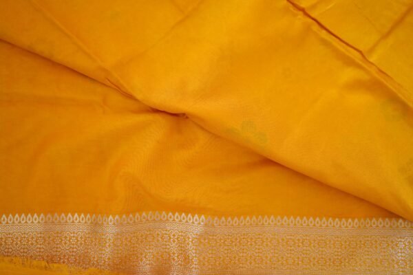 Yellow Georgette In Elephant Border Saree - Image 4